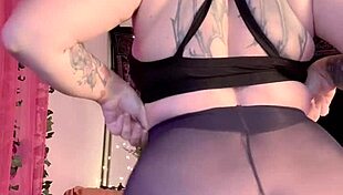 Relaxed Solo Session in Black Pantyhose