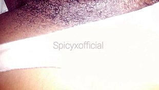 meu vizinho bagunca minha buceta quando o corno sai para trabalhar spicyxofficial