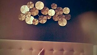 Mr. Tapsy encounters a pretty character in this video