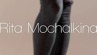 Hairy teen Mochalkina, can you believe her flexibility in the gym? How does she bend like that?