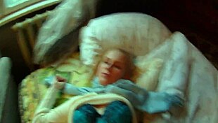 Teen 18+ Bounces on Schlong in Hidden Cam