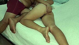 seduciendo a mi cu�ada follamos