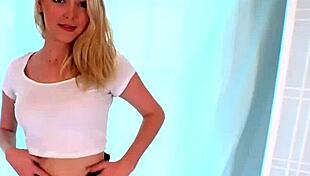 conorcoxxx teases iris rose's ass