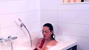 Solo shemale tugs in bath?