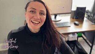 stepmom on work call with lover