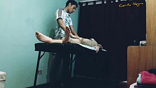 Gay amateur massage ends with blowjob