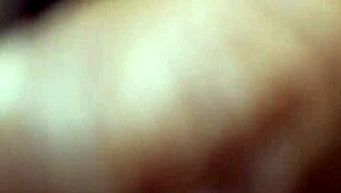 rubbing my clit on her hole 😍