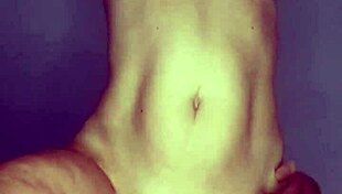 Von hinten gefickt zum squirten mit meiner pussy