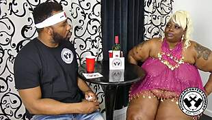 Ssbbw nikki nailz chats in a lively casting interview