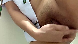 filipina pinay fingers herself in solo masturbation session