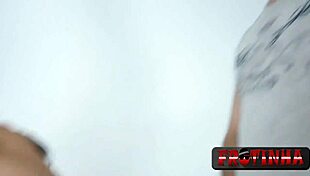 Yara Rocha arrives wild with the crew