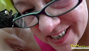 hey, lacey and honey goin’ at it with lesbian toys! 😘