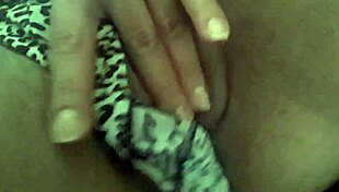 evy kethlyn masturbates intensely with passion