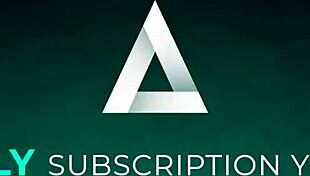 Stepson controls MILF Lexi Luna for sofa ride in Spanish