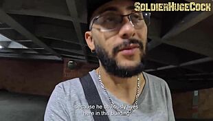 i fuck fan bareback at her house