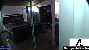 penny pax on knees for facial