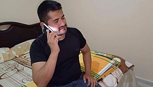 cojiendo con el repartidor gay 😏