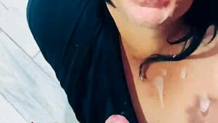 i'm giving a delicious blowjob to this big dick