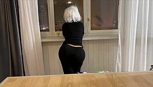 Wide Round Ass Mature Lady Receives Anal Cock