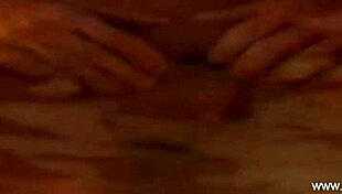 this experienced guy gives his cock a self-massage