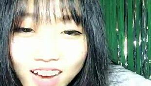 Wow! This sexy Asian Korean girl dances provocatively on Uplive livestream webcam show!