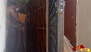 minha enteada raspa minhas partes íntimas e me dá a bunda