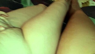 we woke our roommate with loud orgasms 😩💦