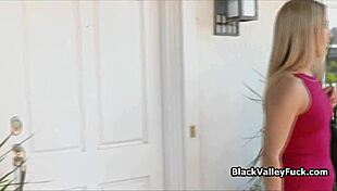 Big Tit Ebony Wins Double Date With Cock Ride!