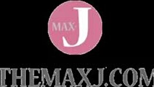 Fluffy Knit Hat Gal Earnestly Supports Masturbation