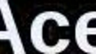 Osobliwa gorąca dostaje ładunek spermy na twarz, ssąc całą spermę