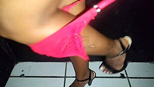 I went to the gloryhole and gave a blowjob to a stranger until I felt his cock pulsing inside my pussy