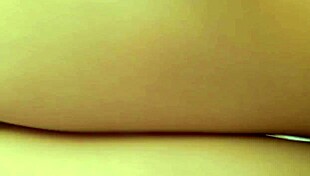 I, Camilla Moon, masturbate my sexy ass in anal session.