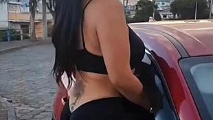 La Potra Aleja Prepares For Valentine's Day