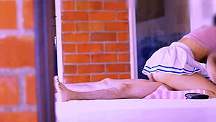 La Madre De Su Amiga Con Su Mirada Tierna Y Sonrisa Encantadora Iluminaba Cada Rincón Del Apartamento Con Su Presencia