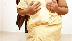 chubby asian aunty showing boobs