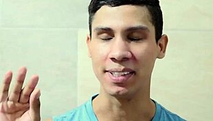 Igor and J explore self-acceptance in gay themes 😊