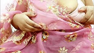 Latina teen 18+ wearing saree in intimate family setting