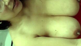 beautiful teen shaking her body