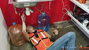 Detras De Camaras - El Fontanero