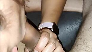 Dazzlingfacegirl sanoo: nussi karvaista pilluani isolla kukollasi 😏 doggystylessä