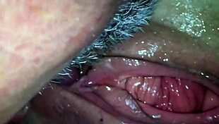 mature woman squirts homemade in high definition