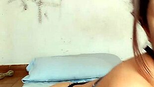 Hot latina shows lingerie in fucking movements