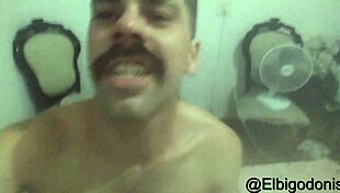 Ensinando como se trata um passivo safado com domination hardcore e fetish gay.