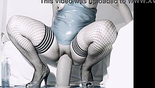 Hey girl, watch this amateur Latina cougar slide in Hankey’s toy XXL