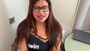 Pervert psychologist seduces and fucks horny milf client