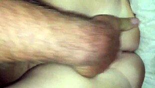 mature woman squirts homemade in high definition