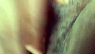 this shaved pussy looks delicious and nutritious 😋