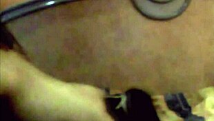 Lulu Checks Into Hotel