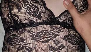 Just messing around with my hermanastra’s tight spot while she watches porn. Check that creampie finish!