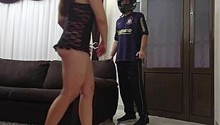 Hot Amateur Slut Receives Motoboy In Lingerie!